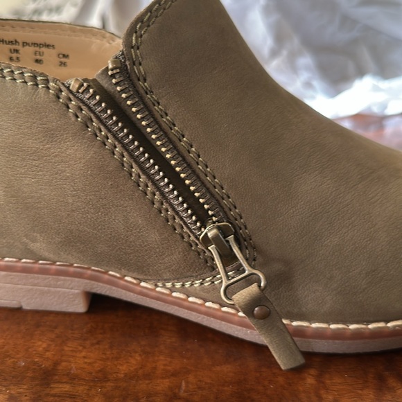 Dark olive bootie - Picture 6 of 8